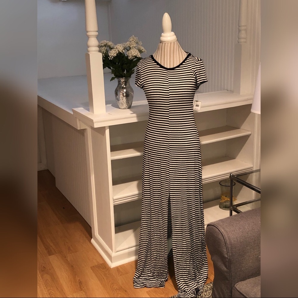 Volcom Stone Row striped maxi dress! NWT!! Sz L